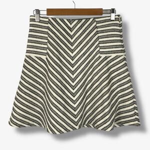 LOFT Skirt Women S Black Cream Chevron Stripe Knit Flounce Lined Side Zip Casual